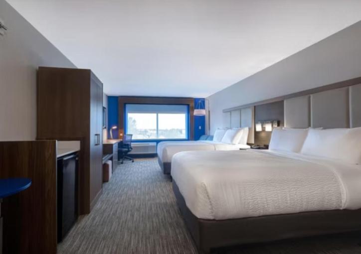 Holiday Inn Express & Suites - Detroit - Dearborn By Ihg Экстерьер фото